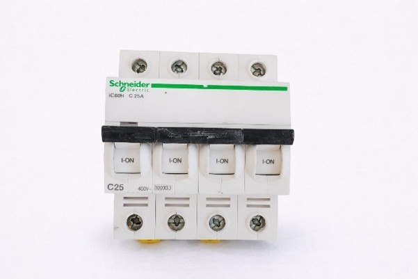 schneider-electric-ic60h-c25a-4-poli-interruttore-magnetotermico